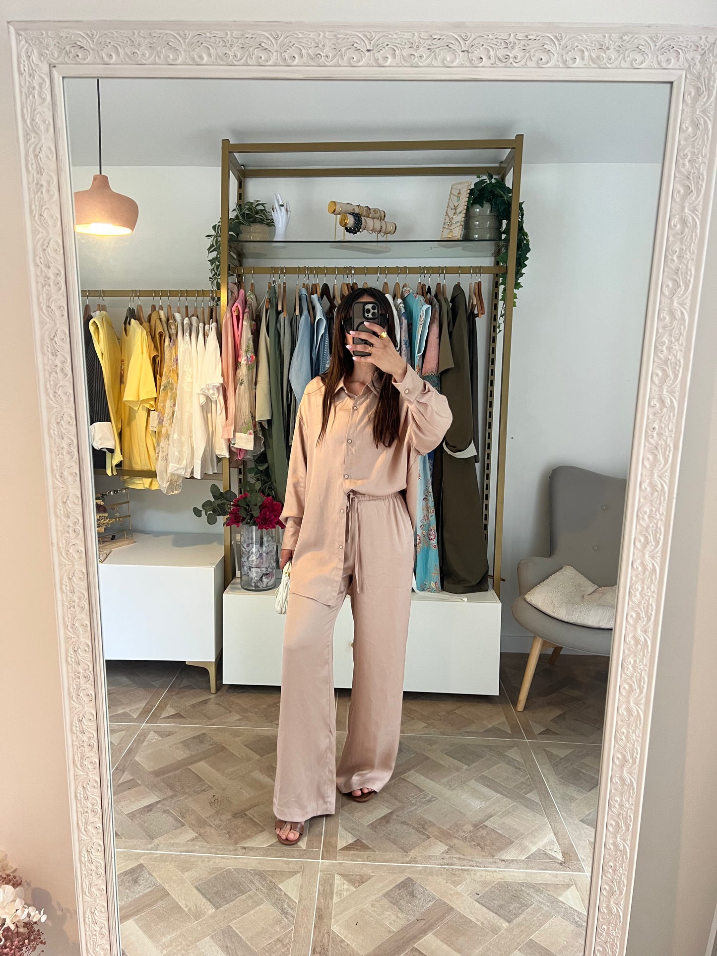 Ensemble fluide rose poudré – Chemise & Pantalon