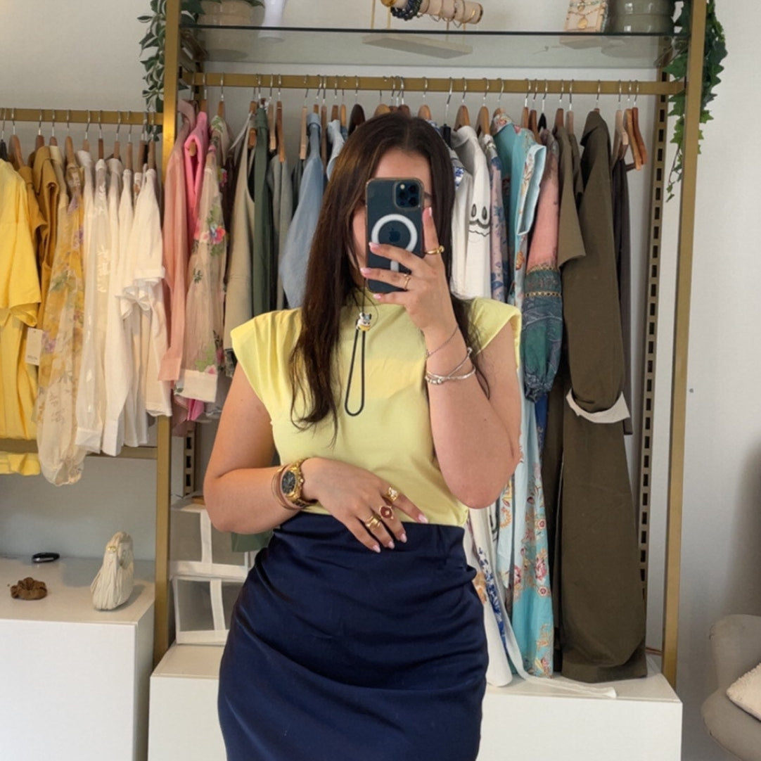 Winged shoulder top
